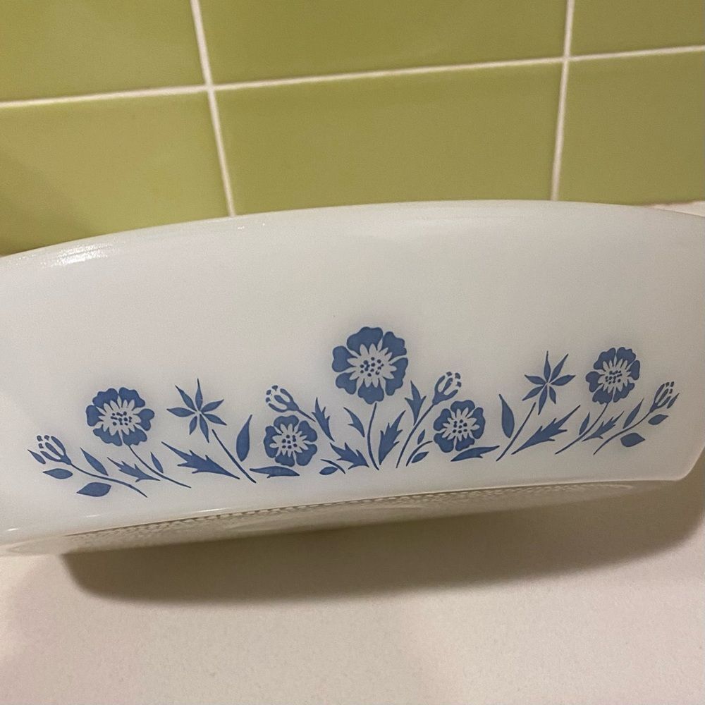Vintage “Blue Cornflower” Divided Casserole Dish – Mid-Century - Picture 5 of 7